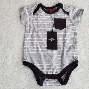 Baby bodysuit